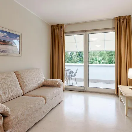 Apt24 - Relais Du - With Pool Апарт-отель *