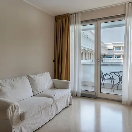 Apt24 - Relais Du - With Pool ديسينسانو ديل غاردا