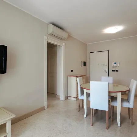 Apt24 - Relais Du - With Pool * ديسينسانو ديل غاردا